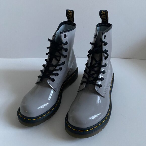 NWT Dr. Martens 1460 Zinc Gray Lamper Patent Leather Women's Boots Size 7 27635 - Picture 2 of 16